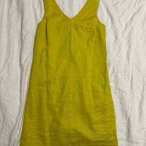 Sleeveless shift dress